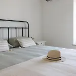 Casa All'angolo * Rocchetta Tanaro